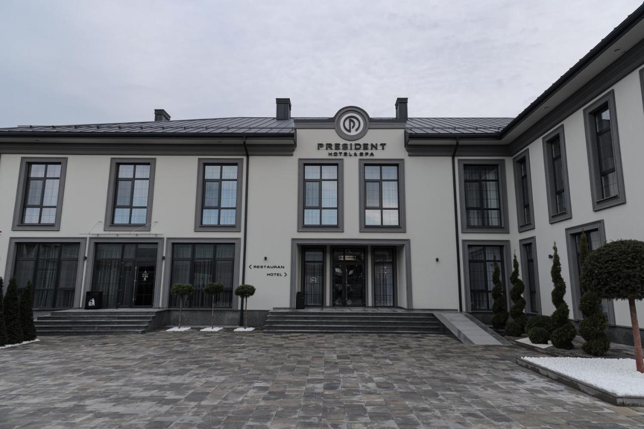 President Hotel&Restaurant&Spa Trostyanets  Exterior photo